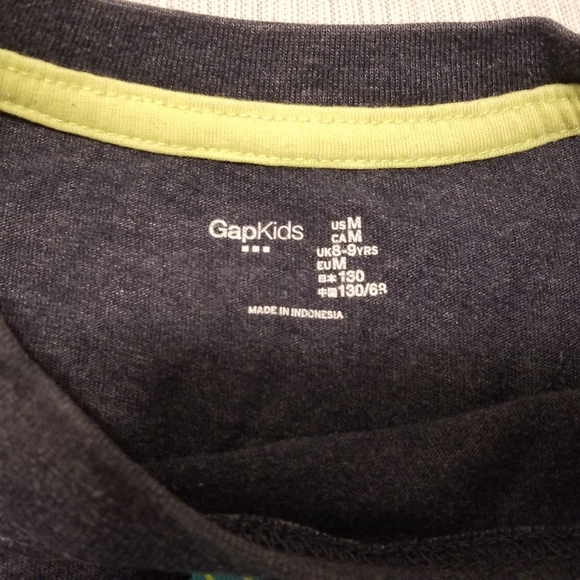 Gap kids tshirt bundle size M - Picture 6 of 9